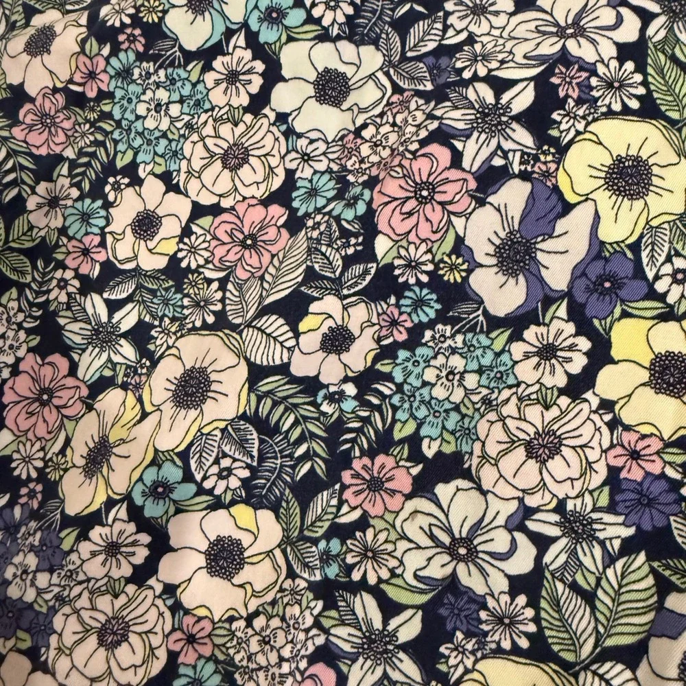Talbots The Perfect Short Floral Print Navy‎ Pink Yellow Chino Shorts Size 12